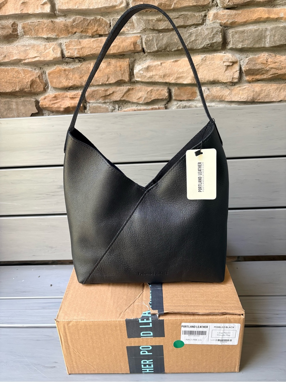 Portland Leather Large Naomi Shoulder Bag - Picture 2 of 6